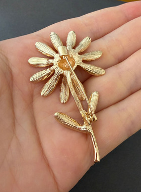 小清新醒目靓丽雏菊别针胸针