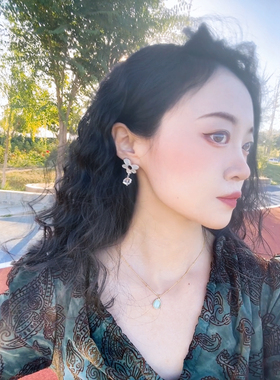 荆棘镇原创设计贝壳花朵幻彩耳钉