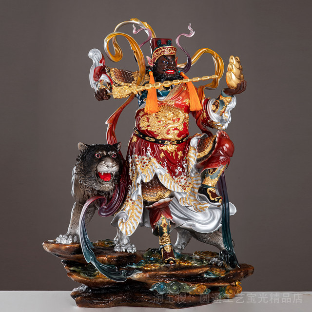 Zhao Gongming's statue of a tiger riding in the office of a store dedicated to gods