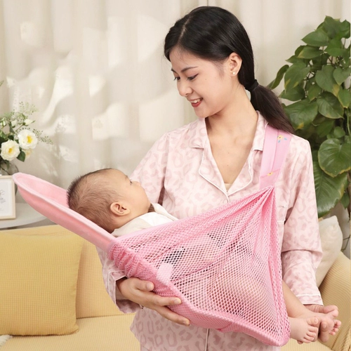 Новорожденный ребенок обнимает анти -вомитирование молочных объятий, чтобы накормить летние кормления детских артефактов, чтобы освободить руки рук, маленькие подушки для кормления луны