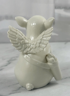 外贸陶瓷白色高温瓷爱神天使小猪情侣礼物桌面摆件家居装饰品