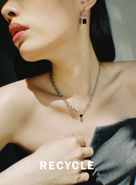 RECYCLE黑色方形宝石项链