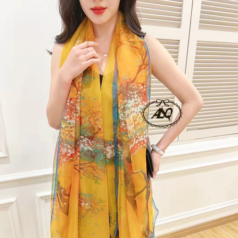 大红丝巾女秋冬季高级感洋气披肩百搭中老年妈妈围巾超大舞蹈纱巾