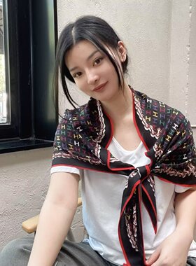 黑色千鸟格三角巾春秋高级感围巾