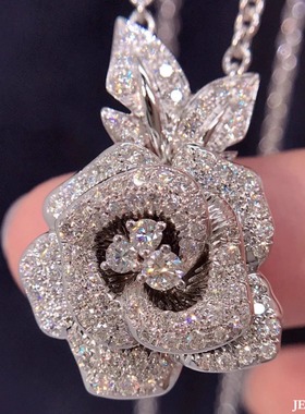 小香风满钻玫瑰花项链