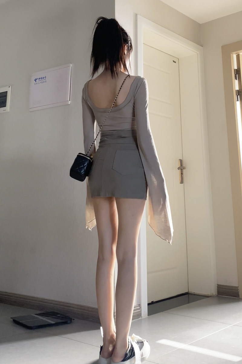 enen 纯欲辣妹风u领喇叭袖防晒上衣女性感露背套装包臀半裙两件套,淘宝优惠券,粉丝福利购,淘宝优惠卷