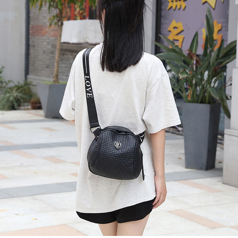 高级感2023新款休闲小众单肩软皮包 米格莱思女士包袋