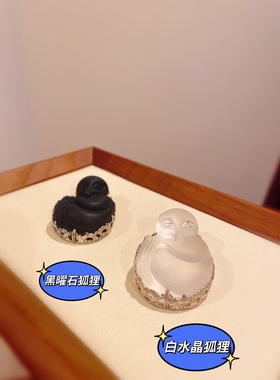 尼泊尔天然白水晶狐狸吊坠925纯银雕花包边黑曜石狐狸吊坠黑玛瑙