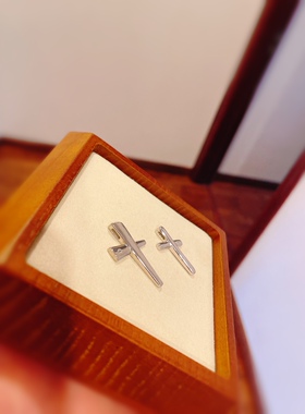 福利价包邮925纯银十字架吊坠情侣款闺蜜款镶嵌5A白钻免费编绳