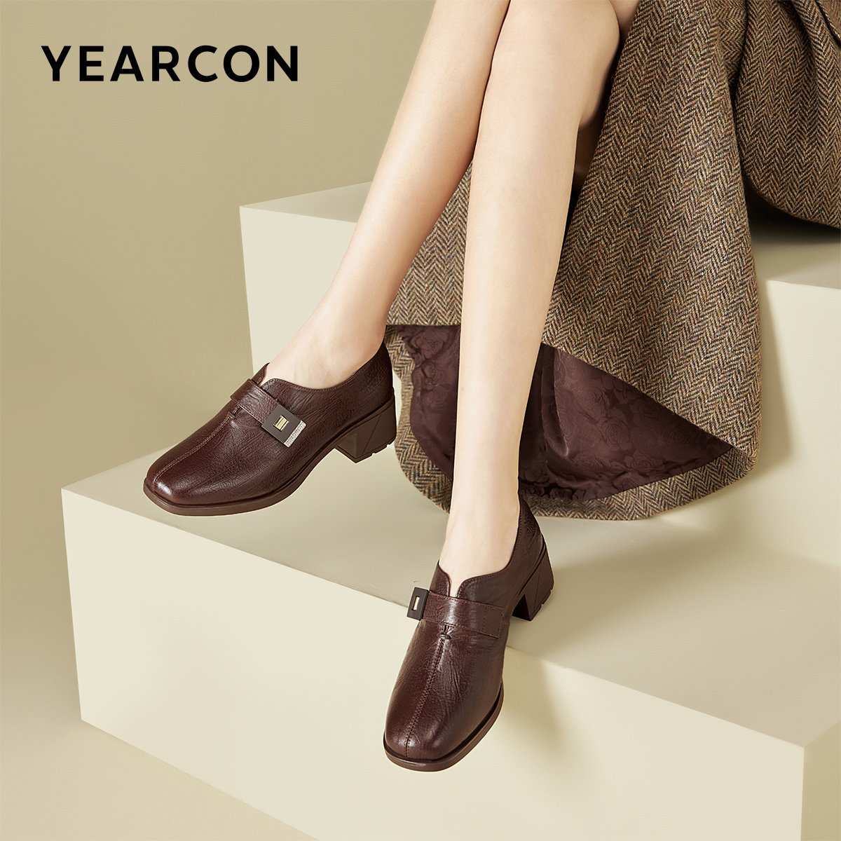 意尔康女鞋春秋季真皮粗跟小皮鞋复古方头气质职业通勤单鞋乐福鞋,淘宝优惠券,粉丝福利购,淘宝优惠卷