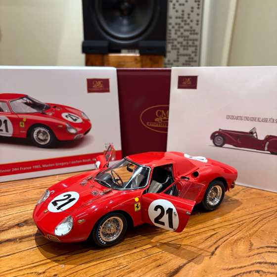 Spot 1 18 CMC 250 LM right-hand drive racing alloy classic car simulation car model collection ornaments