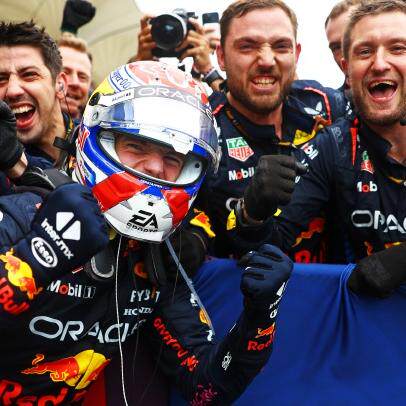 Spot 1 18 Spark Red Bull RB20 Verstappen Las Vegas Four Crowns 2024 car model