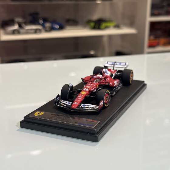 Spot 1 43/18LookSmart Ferrari SF-25 2025 Monaco Leclerc F1 Helmet Car Model