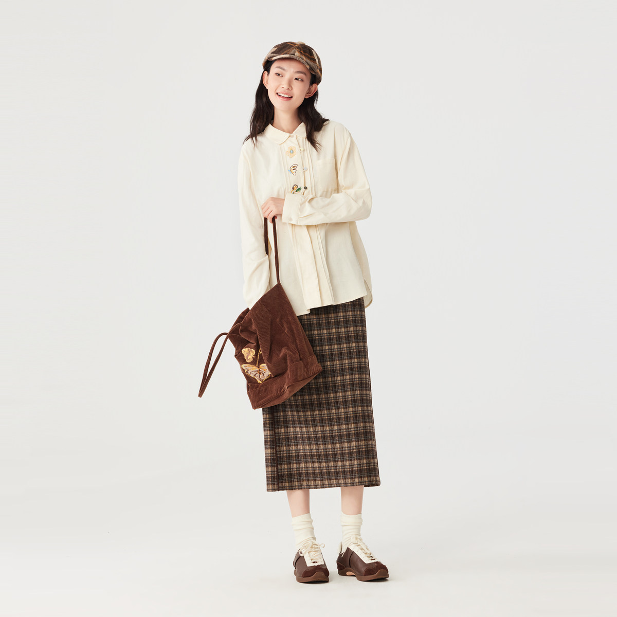 飞鸟和新酒商场同款女装新款复古灯芯绒纯棉衬衫女FR470082008