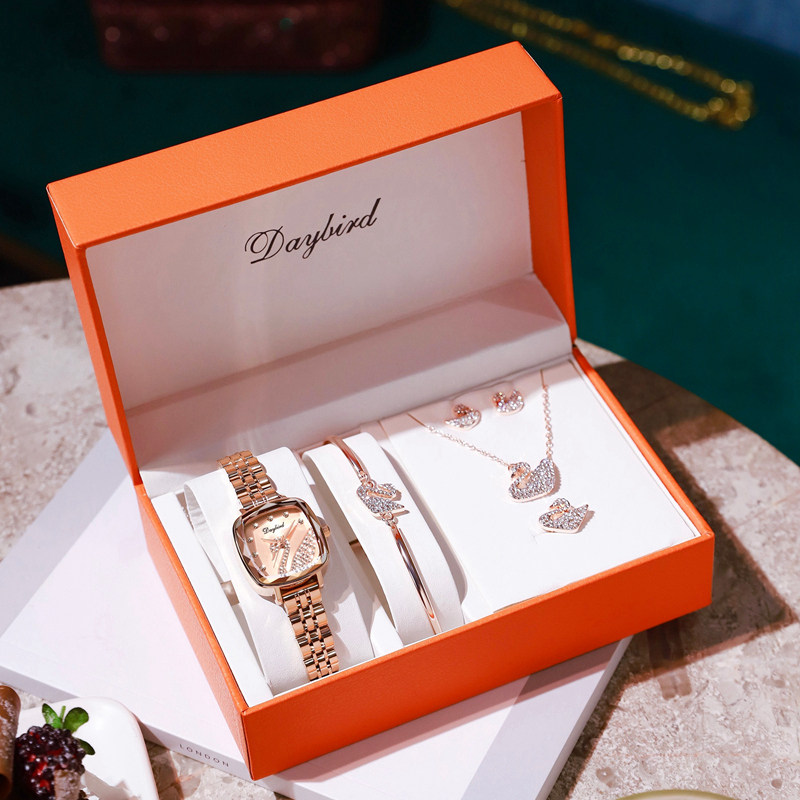 2020年新款女ins风方形简约女士表 aba艾彼艾国产腕表