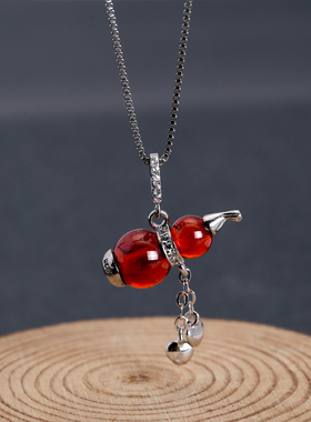 s925纯银红色葫芦吊坠石榴石锆石