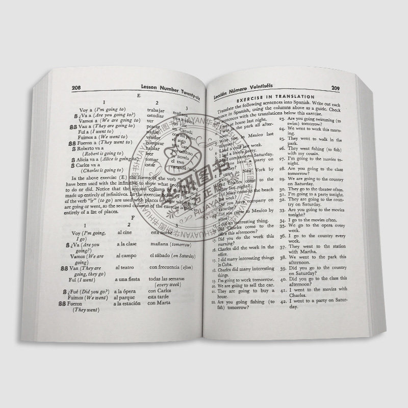 柯林斯西班牙语词典 英文原版 Collins Spanish Essential Dictionary 西班牙语学习法宝宝典 西英双语字典 英文版进口学习工具书