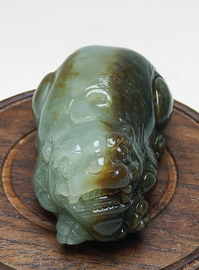 貔貅玉把件和田玉糖青玉大气摆件