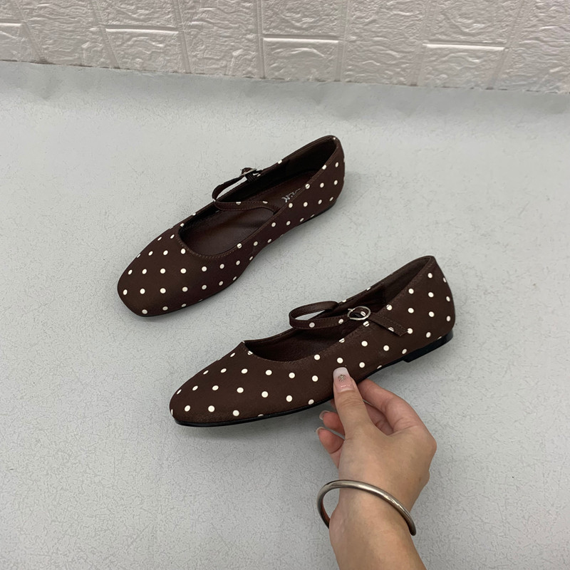 出口美国原单复古方头波点玛丽珍鞋女一字扣平底浅口单鞋大码女鞋,淘宝优惠券,粉丝福利购,淘宝优惠卷