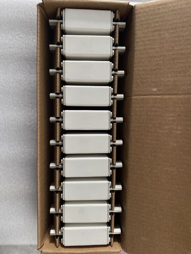BUSSMANN 熔断器 170M1563 40A  690V-700V - 图1