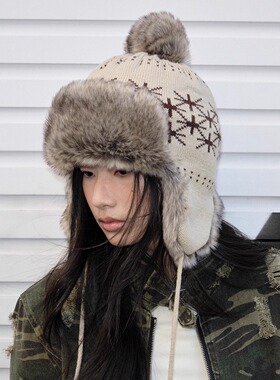 郑佰万漠河雪国旅游针织雷锋帽女