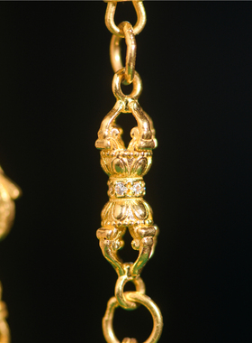 錾刻古法黄金镶钻降魔杵手链
