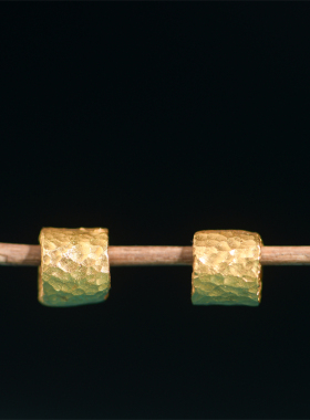 足金手工錾刻古法黄金锤纹金隔珠