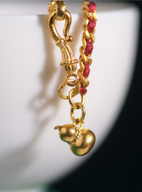 手工錾刻古法黄金幸运红绳葫芦