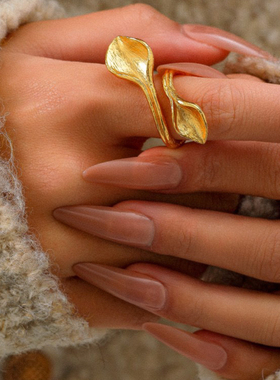 小众设计款喇叭花戒指