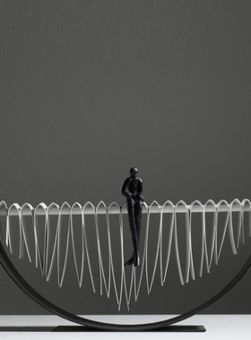 现代简约金属创意艺术软装饰品家居样板间玄关柜人物造型轻奢摆件