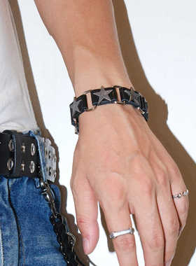 星星铆钉手链真皮朋克环扣