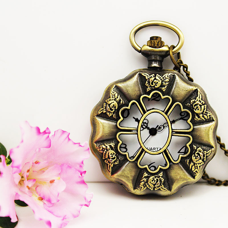 流行石英表经典翻盖复古学生挂链表 木川怀表