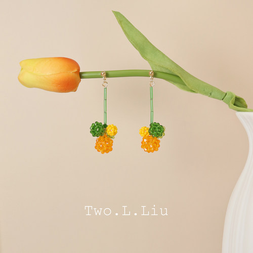 Two.L.Liu 夏日耳环女三色球吊坠春天出游度假百搭显脸瘦耳针耳夹 - 图0