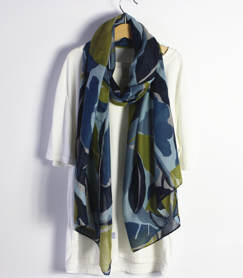 推荐，百搭显白春秋新品女士长款围巾欧美风薄款纱巾舒适柔软披肩