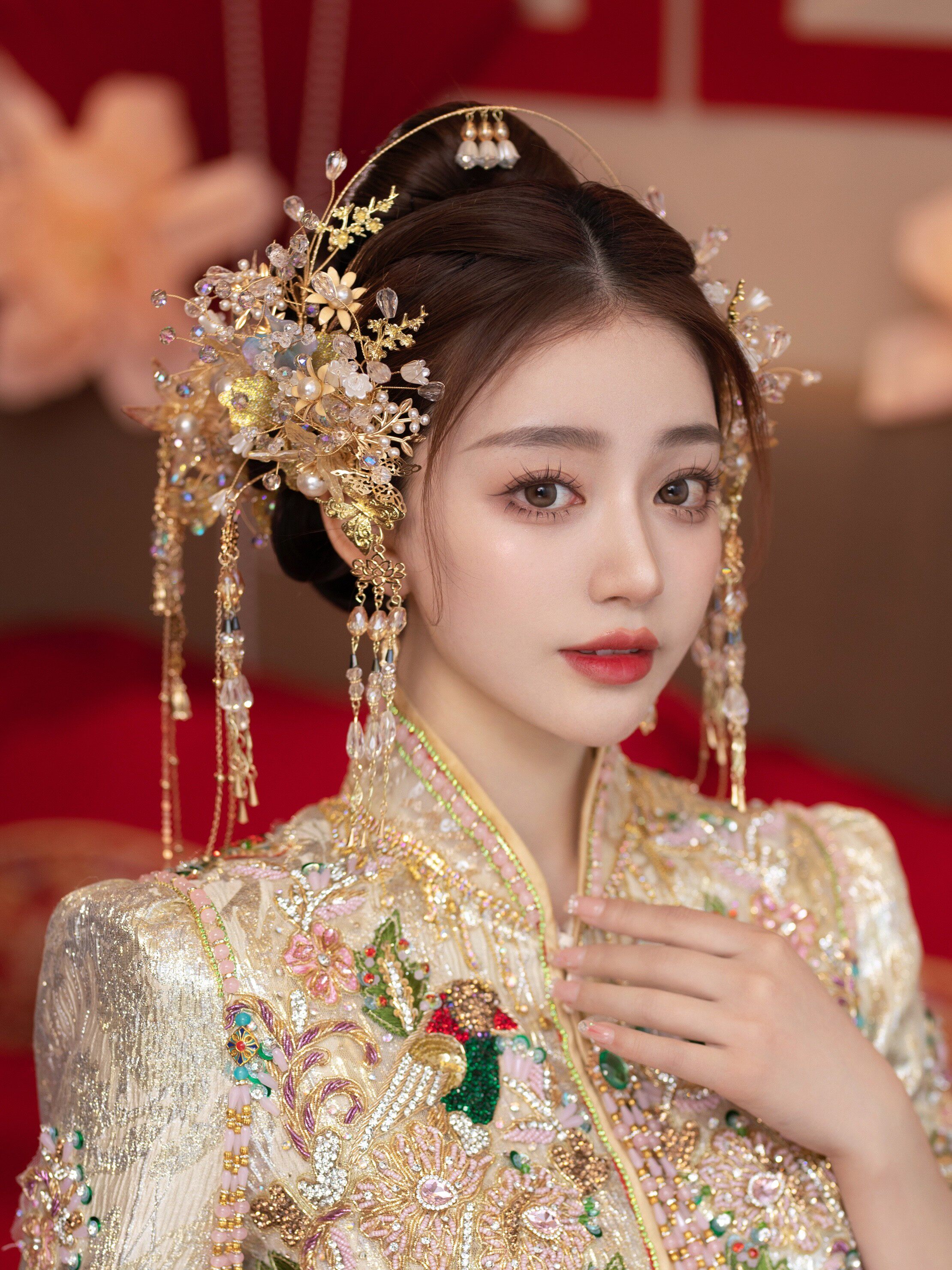 中式古典秀禾服结婚头饰红色圣女冠时尚百搭新娘婚礼古风宫廷发饰