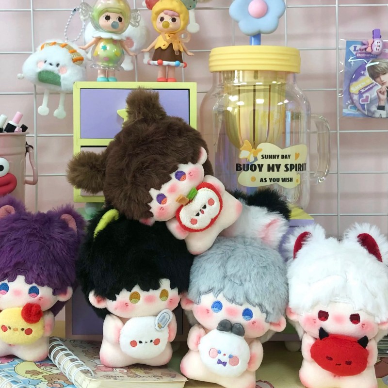 恋与深空周边棉花娃娃祁煜沈星回黎深夏以昼抱抱体包包挂件10cm - 图1