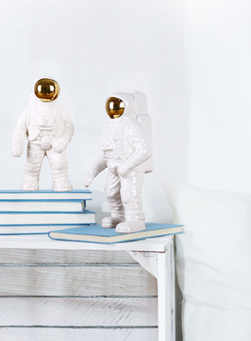 陶瓷软装饰品欧式风宇航员摆件