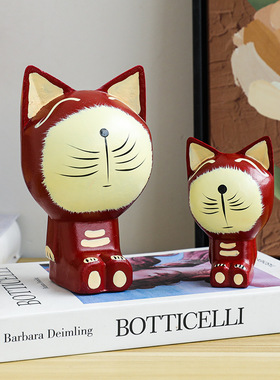 北欧客厅红色狸猫装饰摆件现代简约人工彩绘木质家居创意可爱摆设