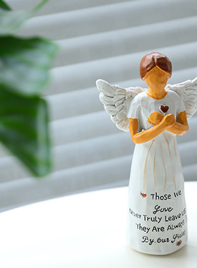 欧式现代简约树脂工艺爱心天使摆件生日纪念浪漫婚礼礼物桌面装饰