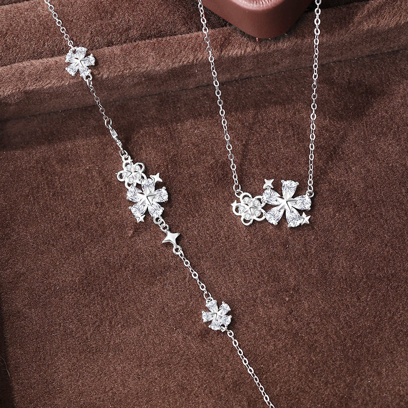 原创繁花星辰手链女纯银森系ins花卉手串时尚轻奢手饰品圣诞礼物,淘宝优惠券,粉丝福利购,淘宝优惠卷