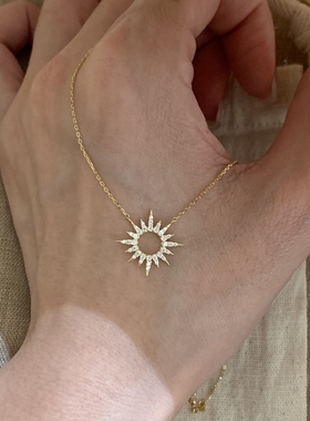 复古金色太阳花星芒锆石锁骨链