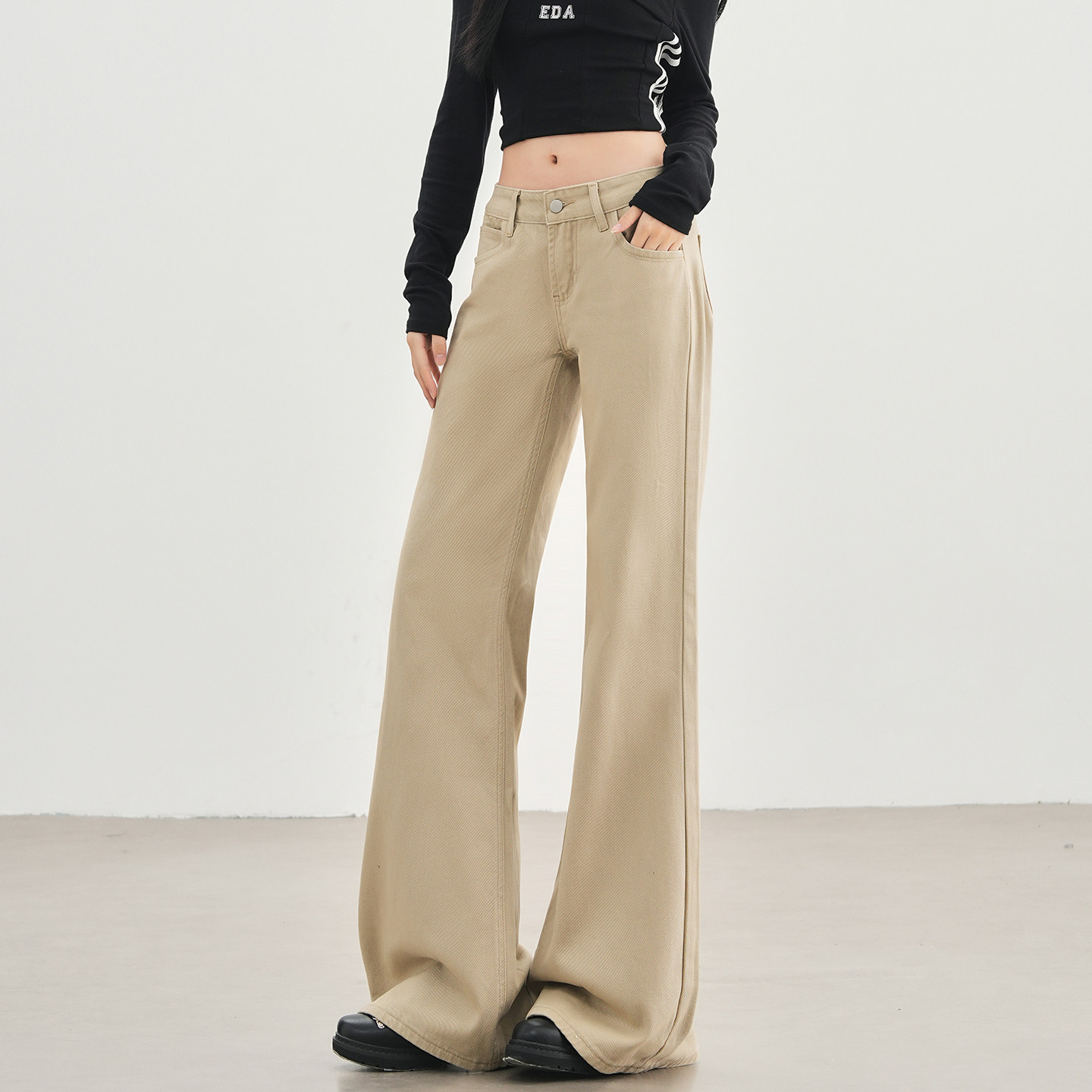 低腰露脐美式卡其色微喇牛仔裤女春秋新款宽松显瘦拖地阔腿喇叭裤,淘宝优惠券,粉丝福利购,淘宝优惠卷