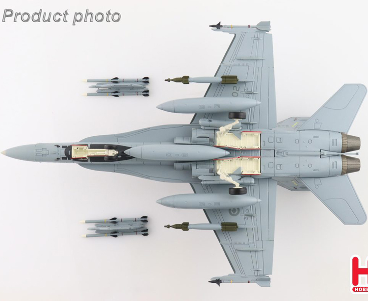 HA3575 F18战斗机 CF-188b Hornet 425 Sqn.,CAF,2004年 合金模型 - 图1