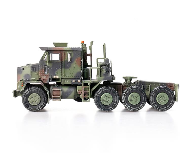 PANZERKAMF美国奥什科什M1070重型运输车北约迷彩合金成品模型-图0