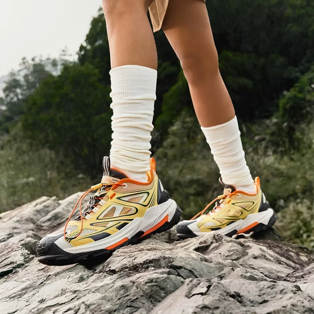 Li Ning Unisex Yijie 2.0v2 running shoes