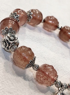 S696# 天然草莓晶铃铛单圈手链 11mm+