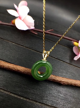 18k金天然和田玉甜甜圈吊坠