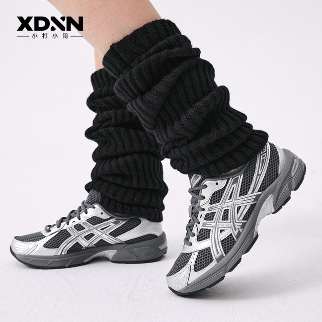 ASICS sports shoes for men and women with outdoor functions