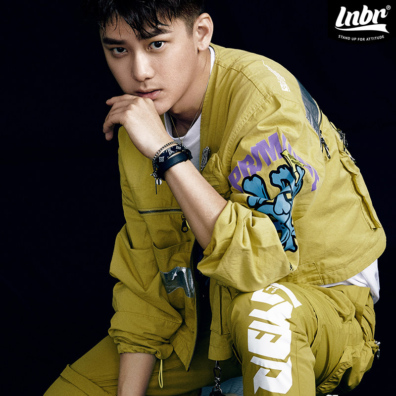 LNBR漫画字母拼接短款外套多拉链口袋上衣夹克潮流时尚,淘宝优惠券,粉丝福利购,淘宝优惠卷