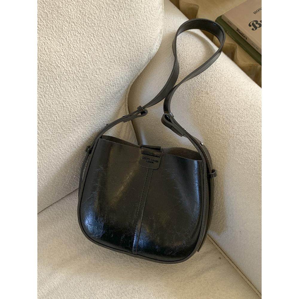 极简大水桶包包女2025新款高级感单肩腋下包时尚油蜡皮通勤托特包,淘宝优惠券,粉丝福利购,淘宝优惠卷